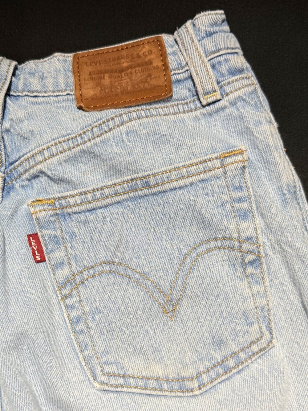 Levi's Womens Ribcage Jeans 24 Blue Button Fly High Waisted faded